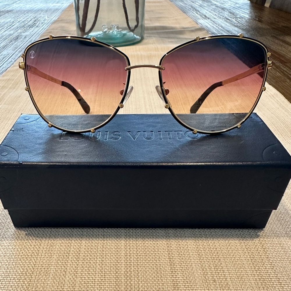 Louis Vuitton Authentic Sunglasses